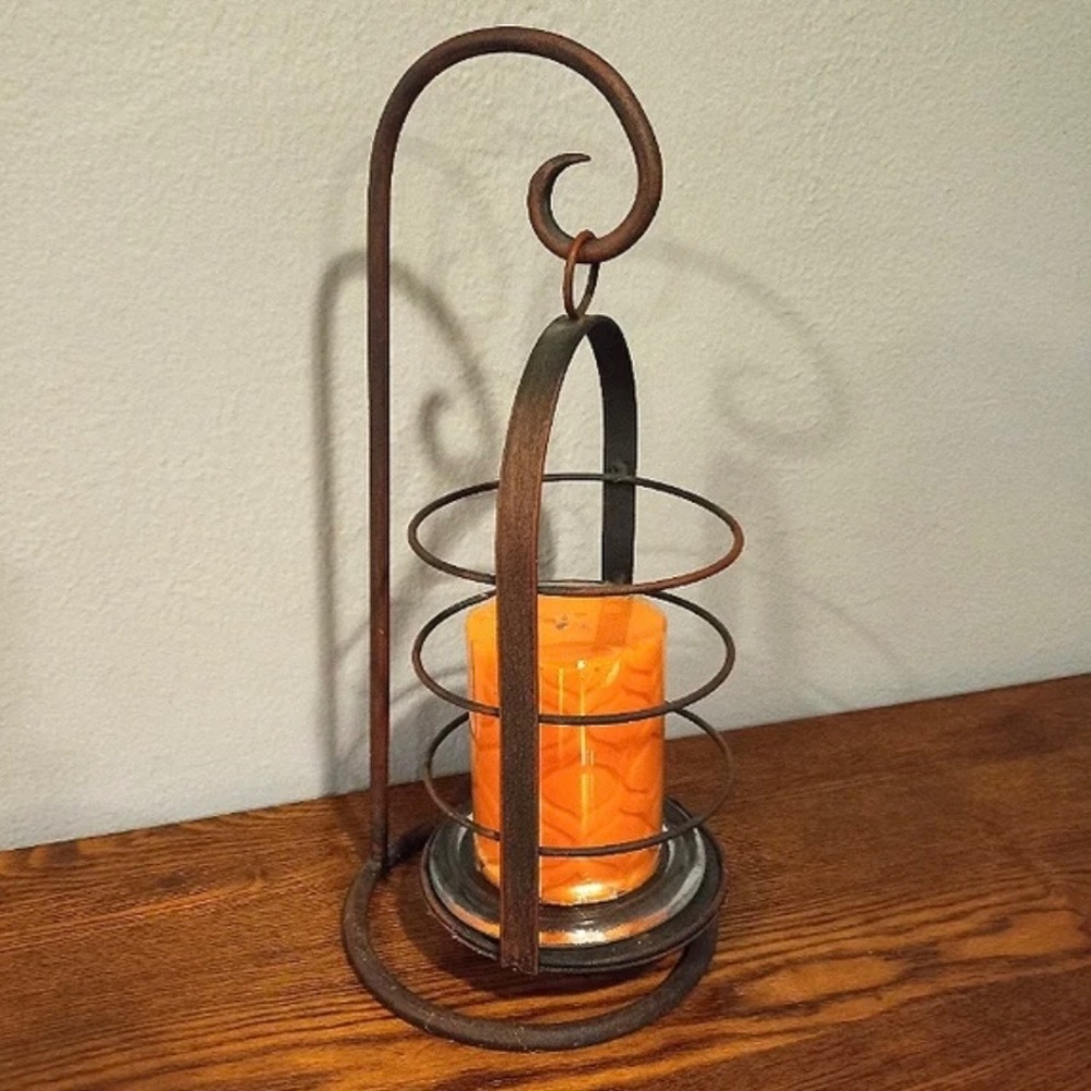 Vintage Aged Rustic Metal Candle Lantern Hook Stand 14” x 7” Real or Flameless